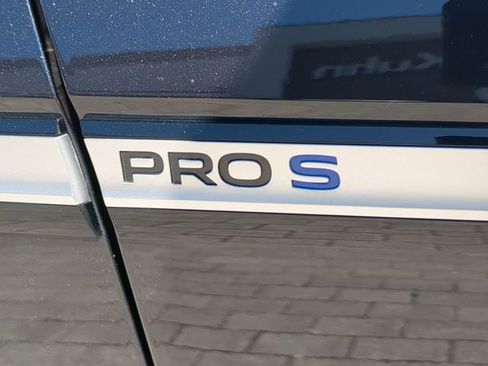 Certified 2023 Volkswagen ID.4 Pro S Plus image 11