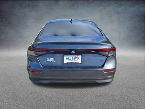 Used 2023 Honda Accord EX image 7