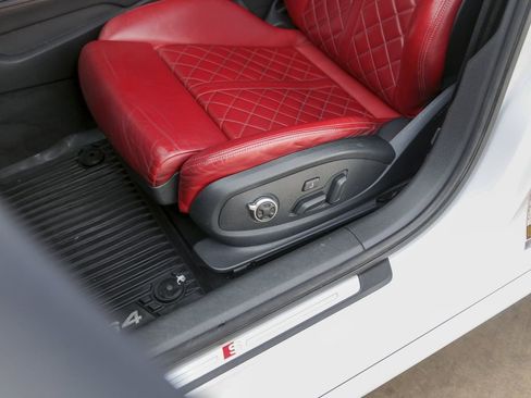 Used 2018 Audi S4 Prestige w/ Prestige Package image 17