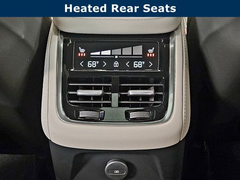 New 2026 Volvo XC90 T8 Ultra w/ Lounge Package AWD/4WD image 36
