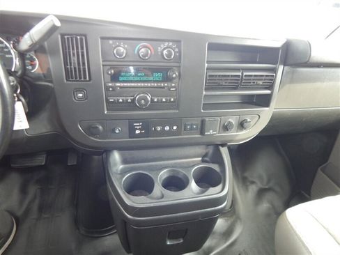 Used 2019 Chevrolet Express 3500 LT w/ LT Preferred Equipment Group RWD image 28