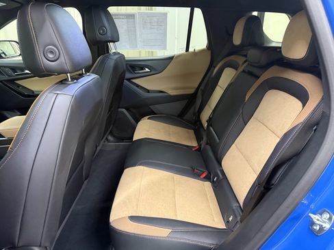 Certified 2025 Chevrolet Equinox ACTIV w/ Safety and Technology Package image 17