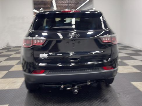 Used 2019 Jeep Compass Latitude AWD/4WD image 14