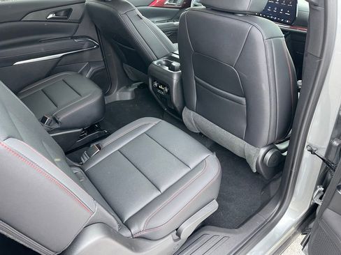 Used 2025 Chevrolet Traverse Z71 w/ Driver Confidence Package image 23