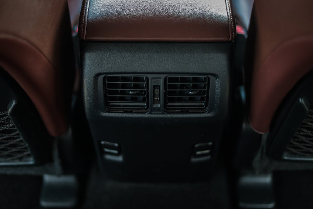Used 2018 Toyota 4Runner Limited AWD/4WD image 48