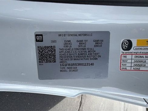 Used 2024 Chevrolet Camaro LT w/ Technology Package image 30