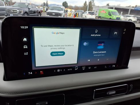 Used 2025 Lincoln Aviator Reserve w/ Equipment Group 201A image 19