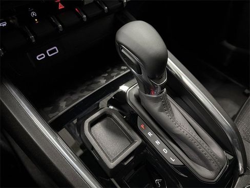 New 2026 GMC Canyon Elevation w/ Convenience Package image 15