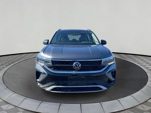 Used 2022 Volkswagen Taos S image 8