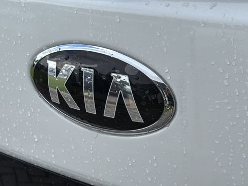 Used 2021 Kia Soul Turbo FWD image 10