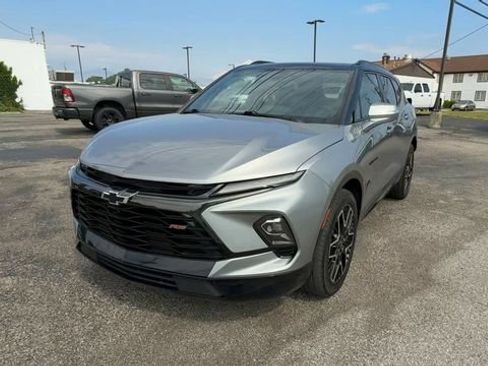Used 2023 Chevrolet Blazer RS w/ Driver Confidence II Package FWD image 4