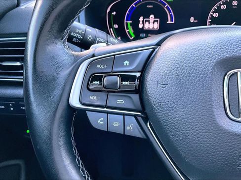 Used 2021 Honda Accord Touring image 23