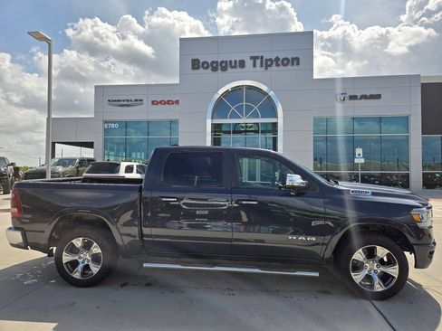 Used 2021 RAM 1500 Laramie AWD/4WD image 2