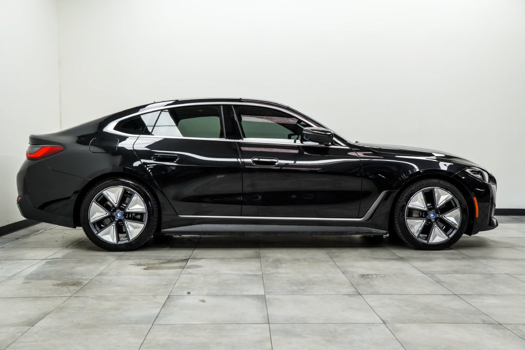 Used 2023 BMW i4 eDrive40 RWD image 7