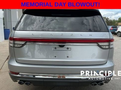 Used 2020 Lincoln Aviator Reserve w/ Equipment Group 202A AWD/4WD image 9