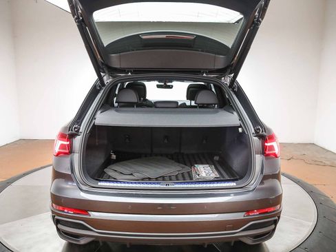 Certified 2025 Audi Q3 2.0T Premium Plus w/ Premium Plus Package AWD/4WD image 27