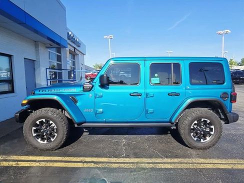 Used 2024 Jeep Wrangler Unlimited Rubicon 4xe AWD/4WD image 2