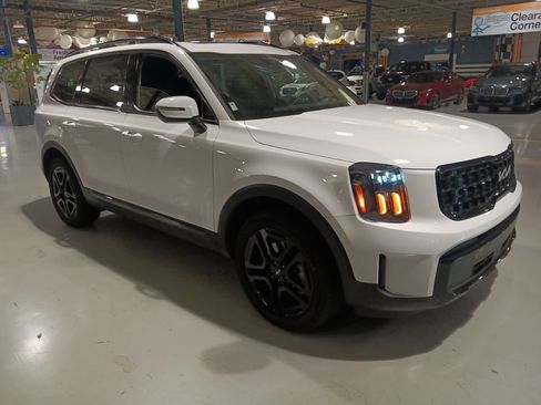Used 2024 Kia Telluride EX X-Line AWD/4WD image 8