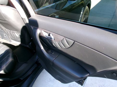 Used 2013 INFINITI FX37 2WD w/ Premium Pkg image 15