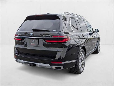 Used 2026 BMW X7 xDrive40i image 2