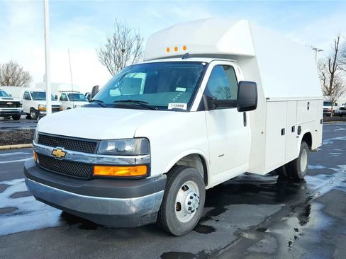 New 2025 Chevrolet Express 3500 w/ Power Convenience Package RWD image 2