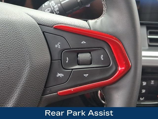 Used 2024 Chevrolet Trax ACTIV w/ Sunroof Package FWD image 8