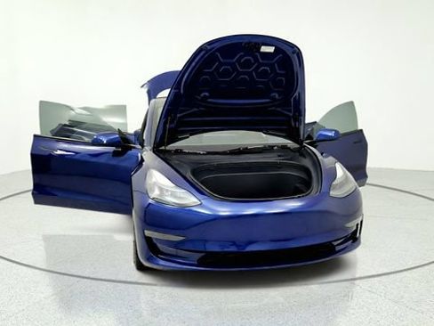 Used 2023 Tesla Model 3 Standard Range RWD image 12