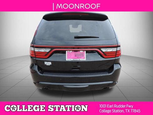 Used 2023 Dodge Durango R/T RWD image 5