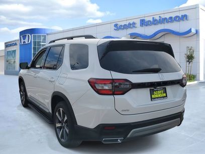 Certified 2024 Honda Pilot Elite