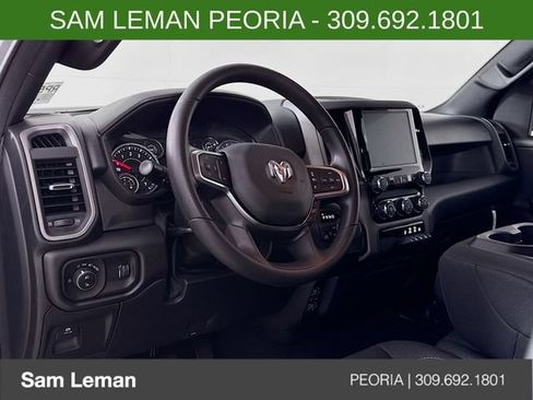 New 2026 RAM 1500 Express AWD/4WD image 9