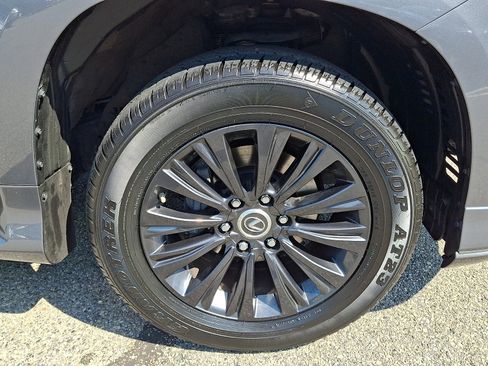Certified 2023 Lexus GX 460 Premium w/ Accessory Package AWD/4WD image 9