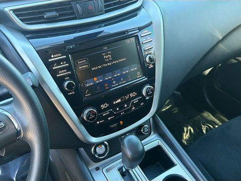 Used 2021 Nissan Murano S image 26