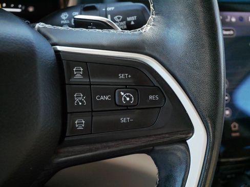 Used 2021 Jeep Grand Cherokee L Limited image 25