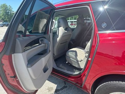 Used 2014 Buick Enclave Leather FWD image 22