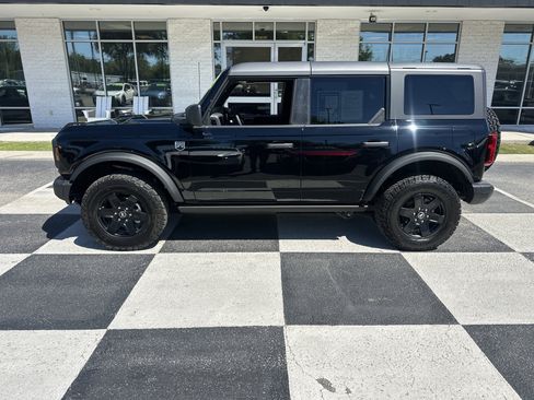 Used 2025 Ford Bronco Big Bend w/ Black Diamond Package AWD/4WD image 1