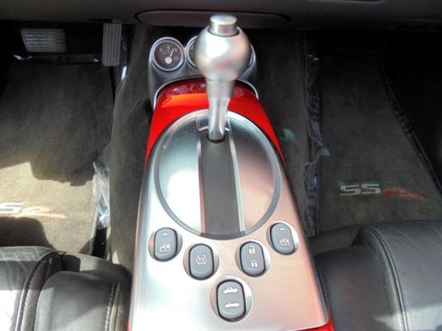 Used 2005 Chevrolet SSR w/ Preferred Equipment Group RWD image 14