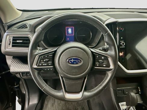 Used 2023 Subaru Ascent Premium w/ Convenience Package AWD/4WD image 18