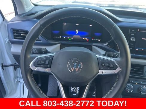 Used 2022 Volkswagen Taos SE FWD image 18