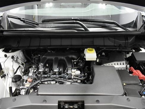 New 2025 Nissan Pathfinder SV image 34