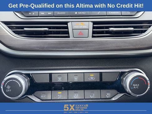 Used 2024 Nissan Altima 2.5 SV image 19