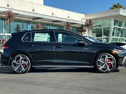 New 2025 Volkswagen GTI SE image 4