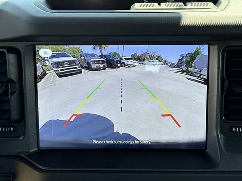 New 2025 Ford Bronco 4-Door image 10