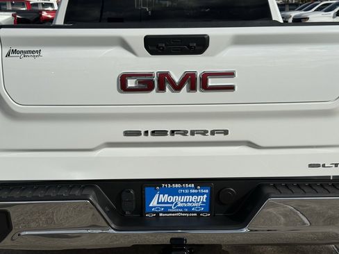 Used 2024 GMC Sierra 1500 SLT image 13