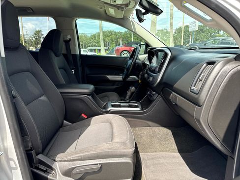 Used 2016 Chevrolet Colorado LT w/ LT Convenience Package image 9