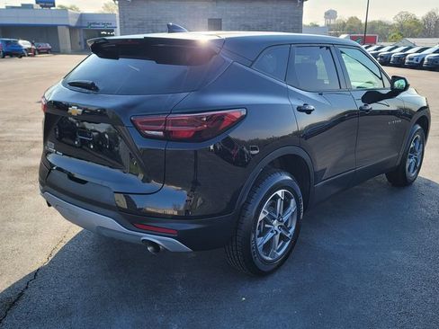 Used 2025 Chevrolet Blazer LT AWD/4WD image 13