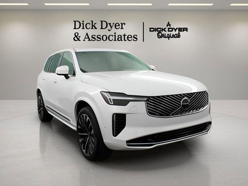 New 2026 Volvo XC90 B6 Ultra w/ Protection Package AWD/4WD image 2