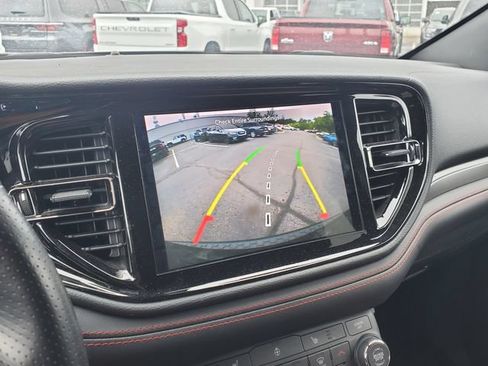 Used 2025 Dodge Durango GT AWD/4WD image 11