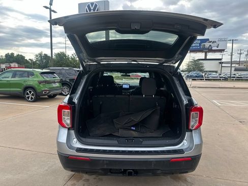 Used 2020 Ford Explorer XLT w/ Class III Trailer Tow Package AWD/4WD image 17