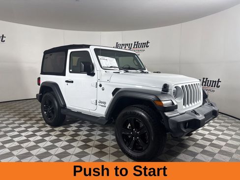 Used 2019 Jeep Wrangler Sport image 5