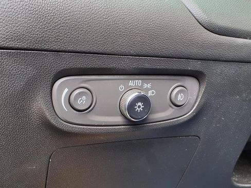 Used 2023 Buick Encore GX Select w/ Sport Touring Package FWD image 14